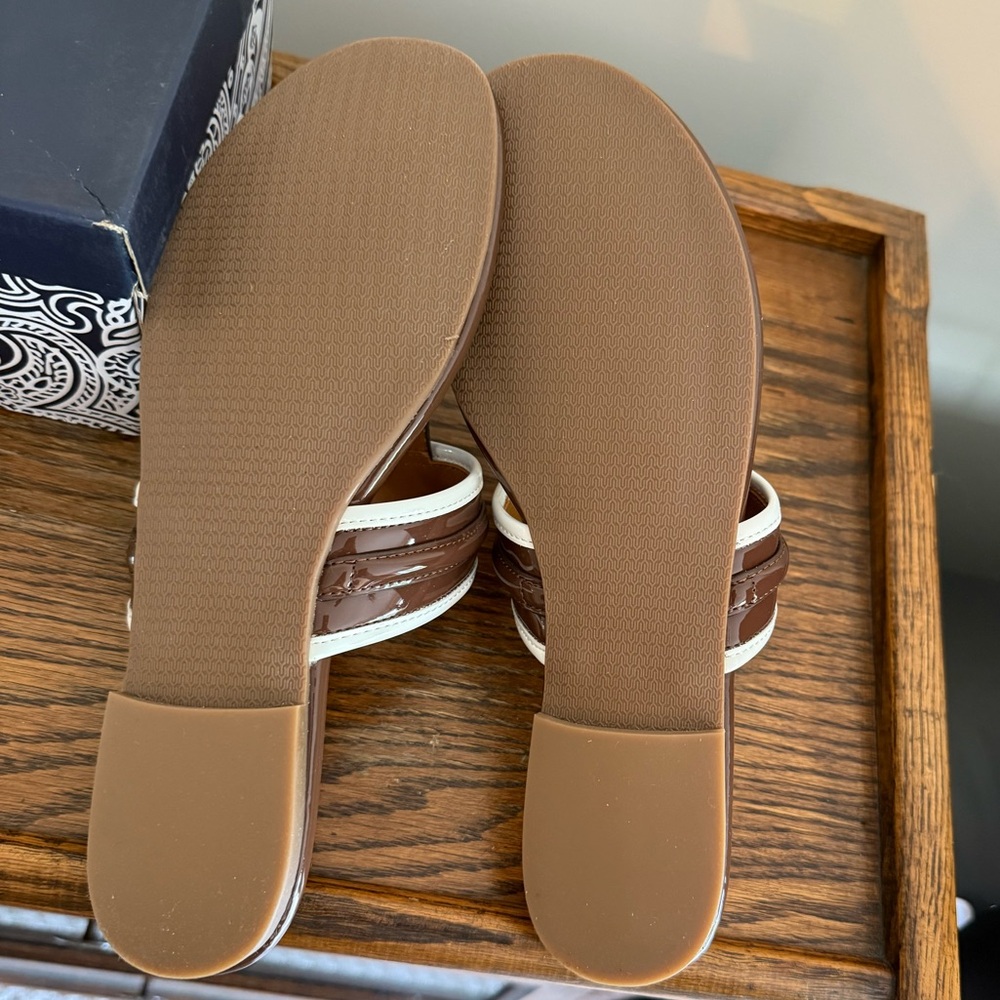❣️🆕J. MCLAUGHLIN Brown Nixi Flat Sandals❣️ - Picture 7 of 9